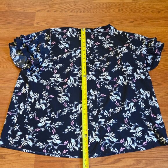 Lane Bryant Women's Pullover Top Ruffled Sleeves Blue Floral Rose Plus Size 18 - Picture 8 of 11